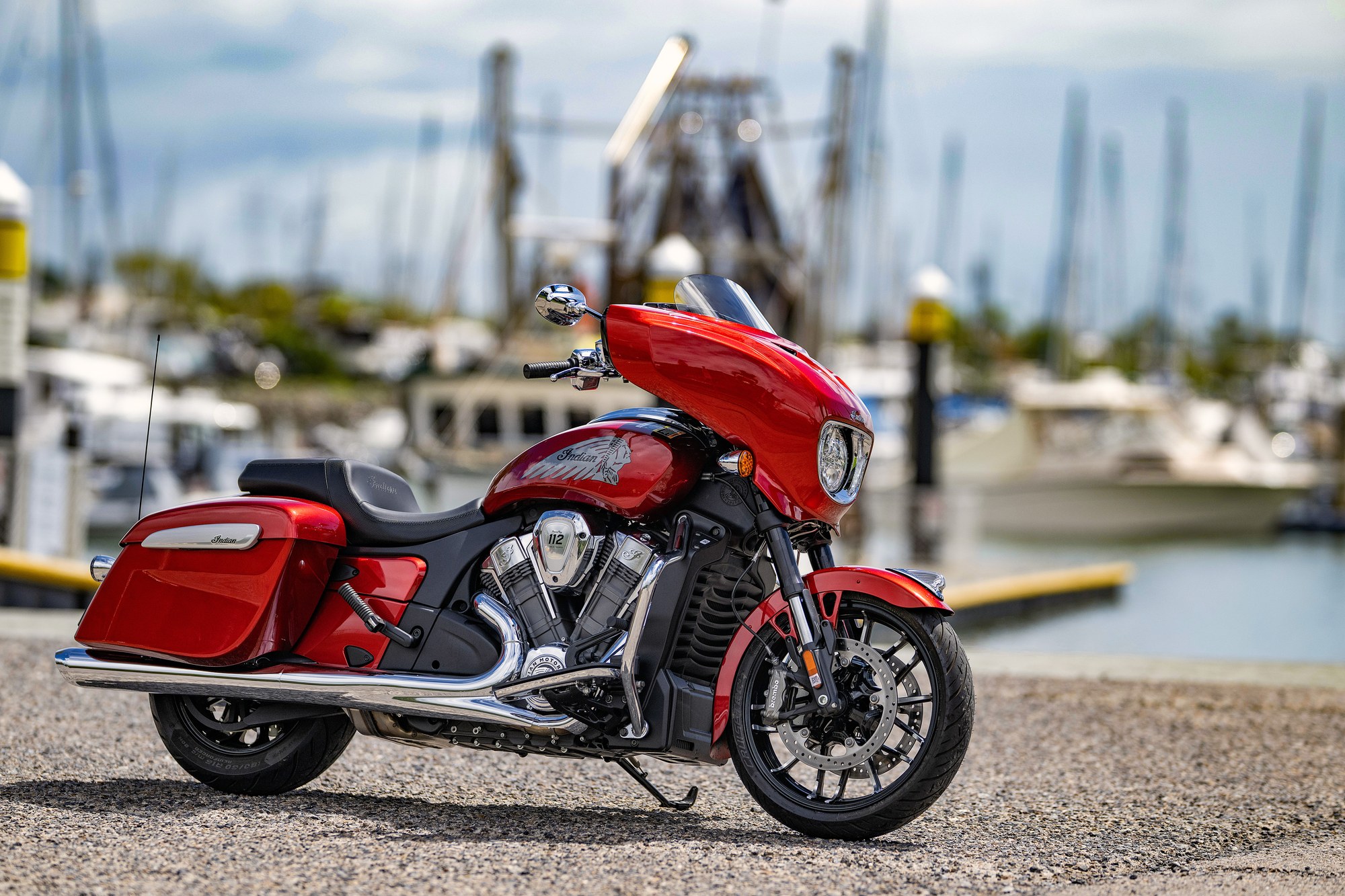 A coastal photo stop before exploring the Ride Command system.