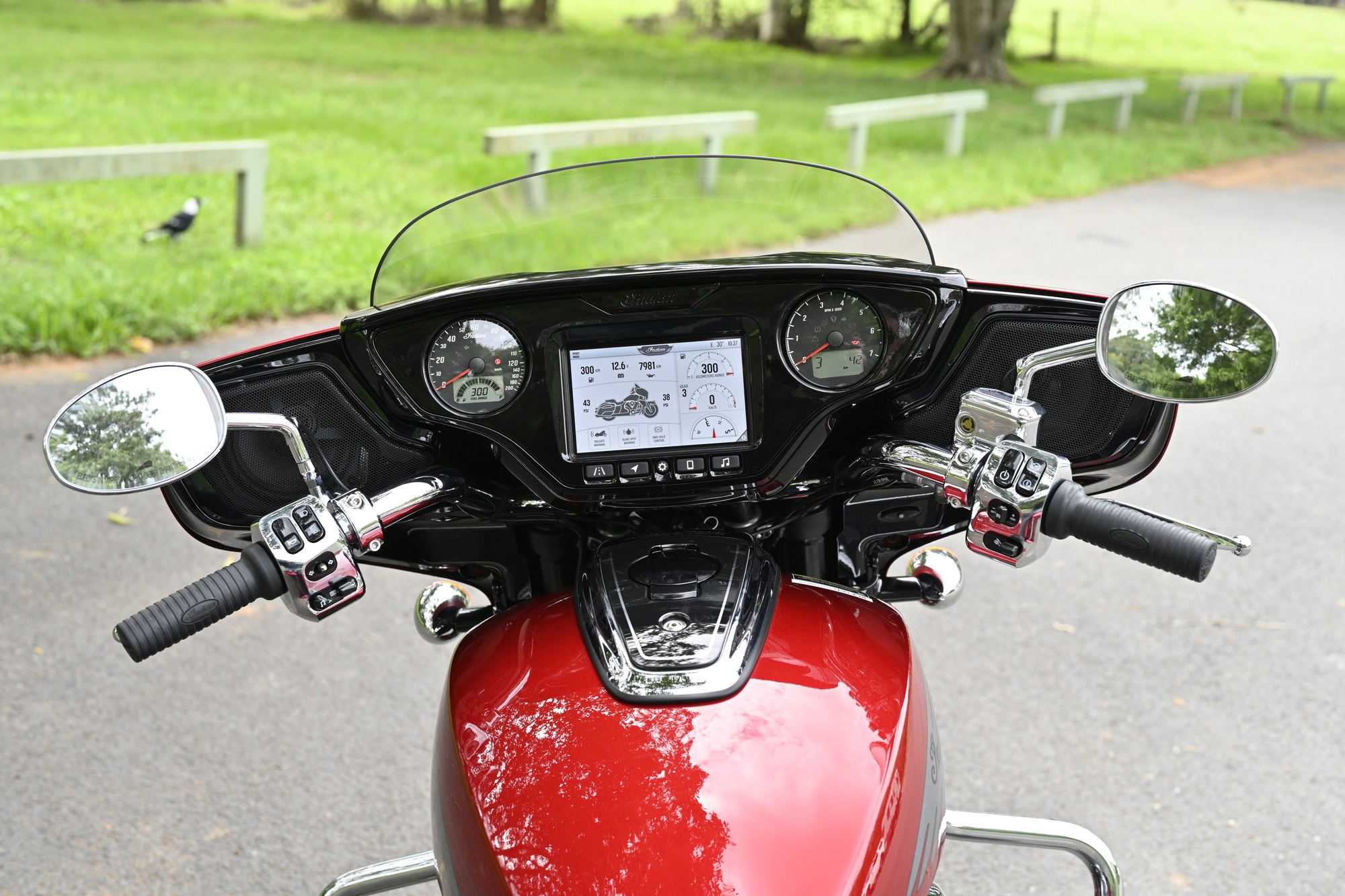 Ride Command combines analogue instruments with a highly configurable touchscreen.