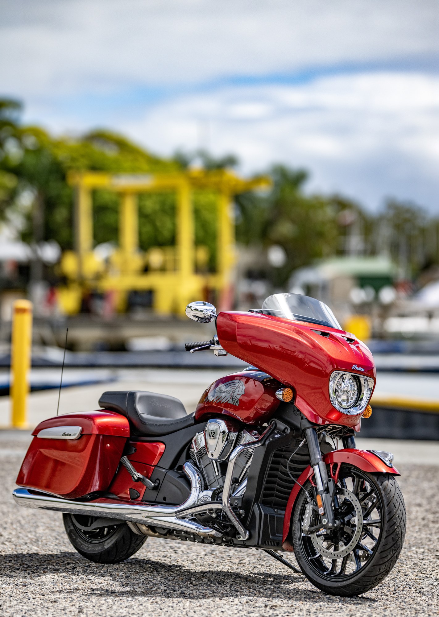 The Chieftain’s stance combines traditional bagger presence with modern detailing.