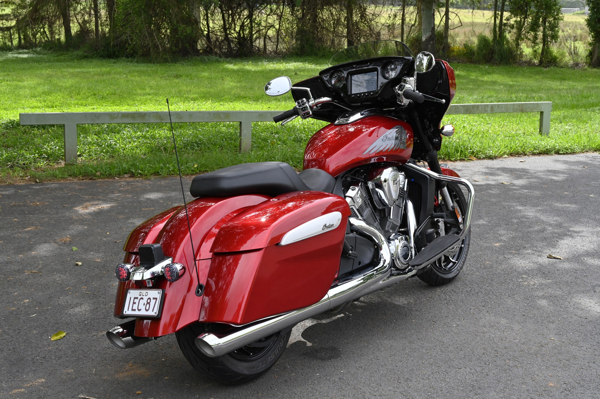 A 22.7-litre tank and genuine comfort make this a serious distance eater.
