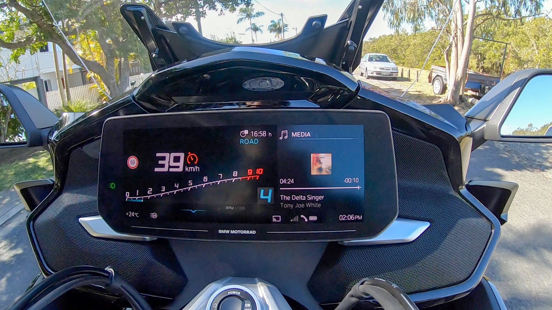 BMW K 1600 B display